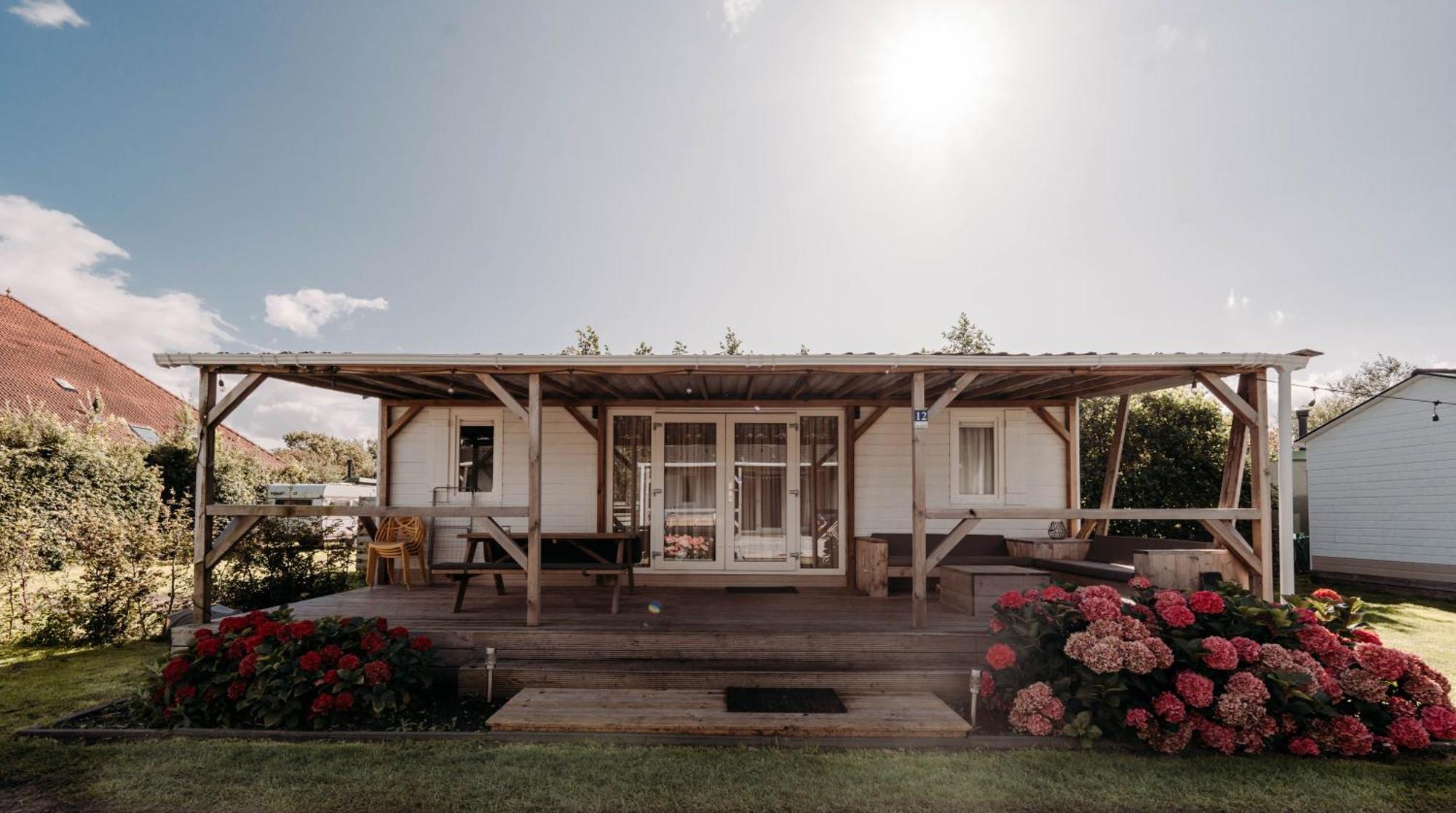 Chalet Tulpenweide - Recreatie Breezand エクステリア 写真